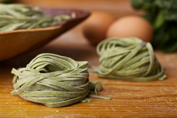 Fettuccine agli spinaci Fettuccine agli Spinaci